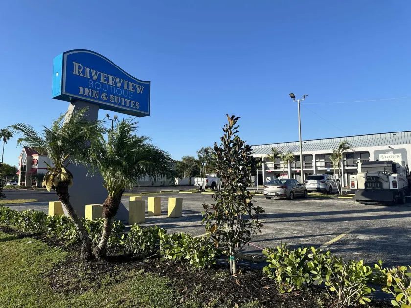 Riverview Inn - Image 1