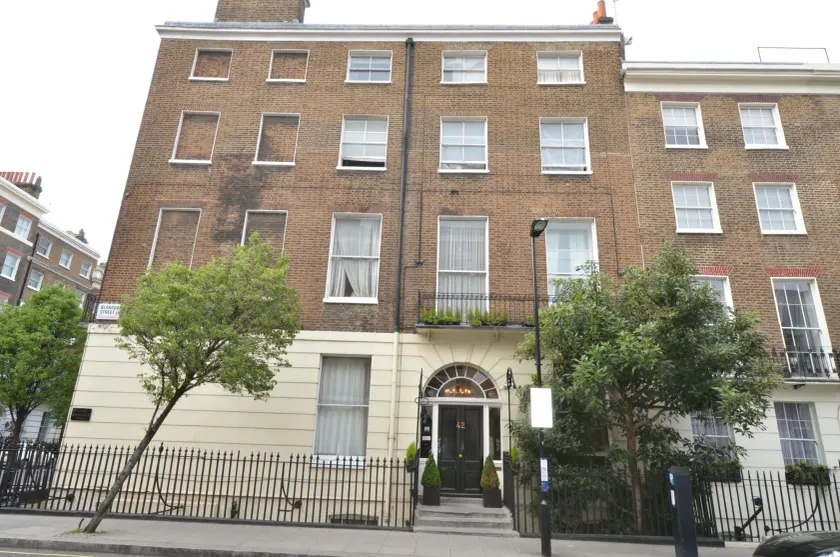 Amber Residence Hotel - Image 1