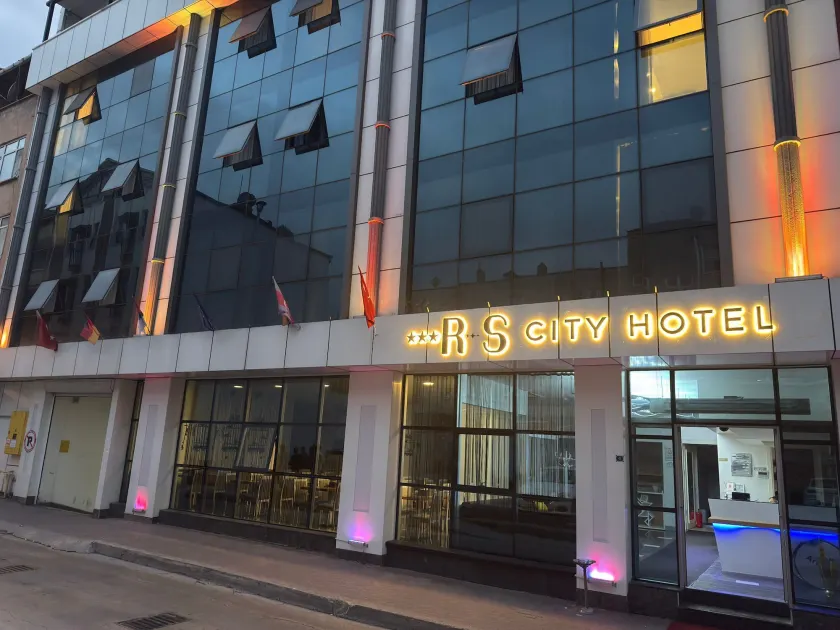 R S CİTY HoTEL - Image 1