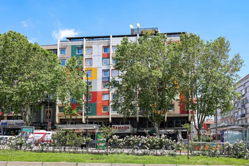 Ramada by Wyndham Istanbul Old City - Image 1