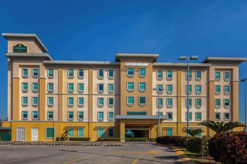 La Quinta by Wyndham Poza Rica - Image 1