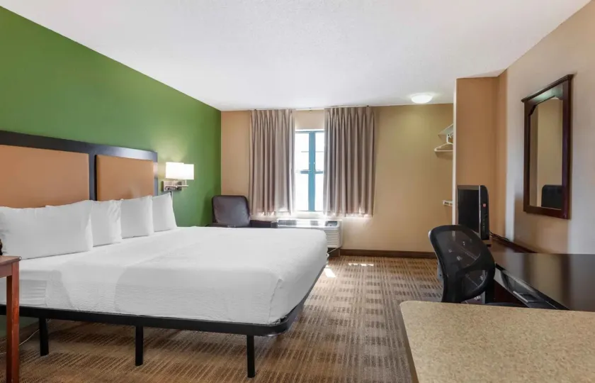  Relax Suites Extended Stay - La Mirada - Image 1