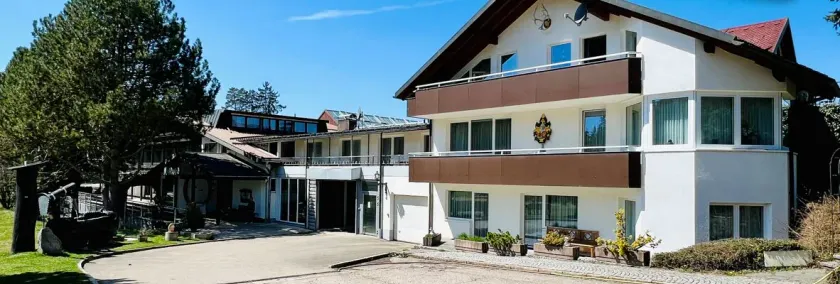 Landhotel Tanneneck - ideal für Gruppen, Familien und Hunde - Image 1