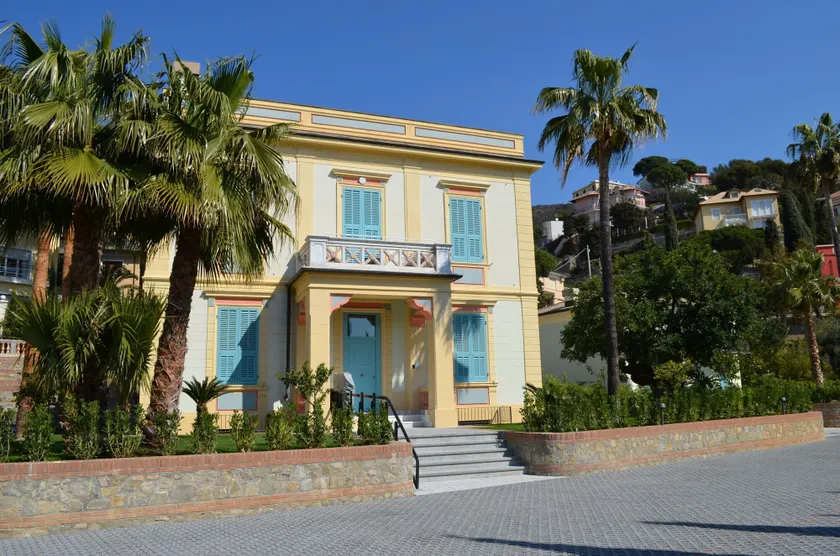 Alaxia Exclusive Apartments - Image 1