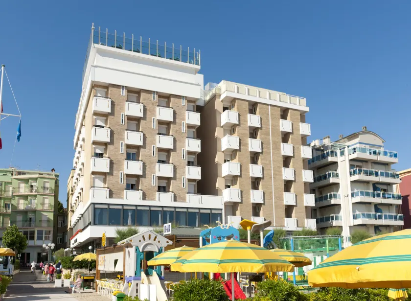 Hotel Napoleon - Image 1
