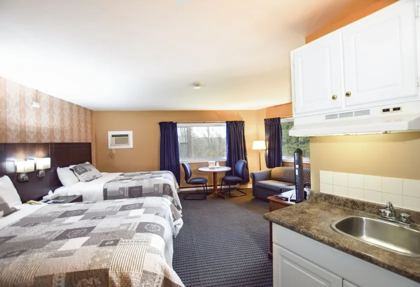 Countryside Inn - Image 1