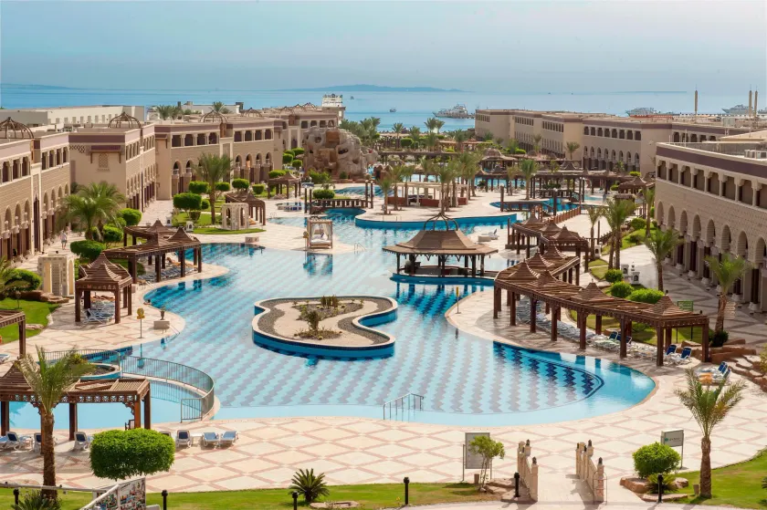 Sunrise Mamlouk Palace Resort - Image 1