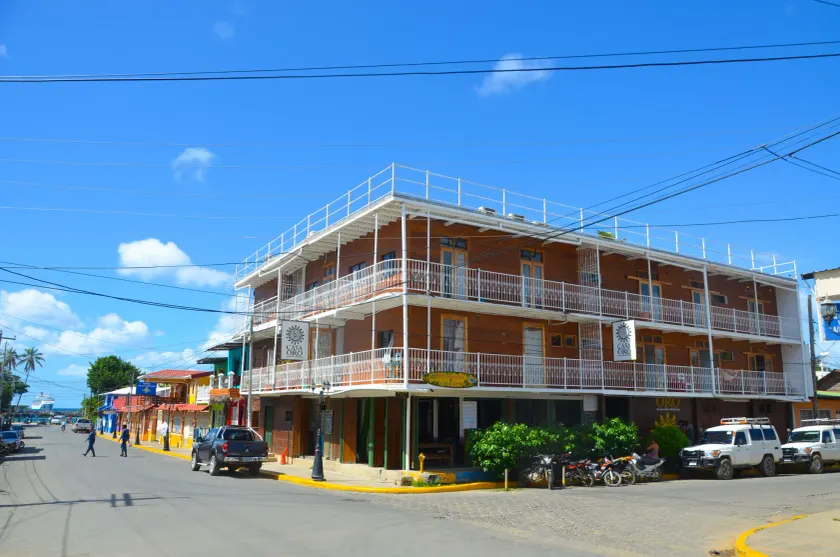 Casa Oro Eco Hostel - Image 1