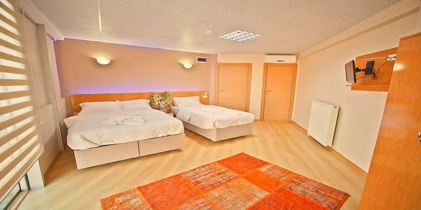 Avcilar Emre Hotel - Image 1