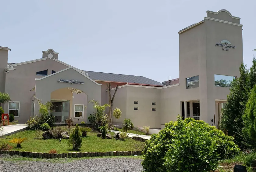 Howard Johnson Plaza & Convention Center Spa La Plata - Image 1