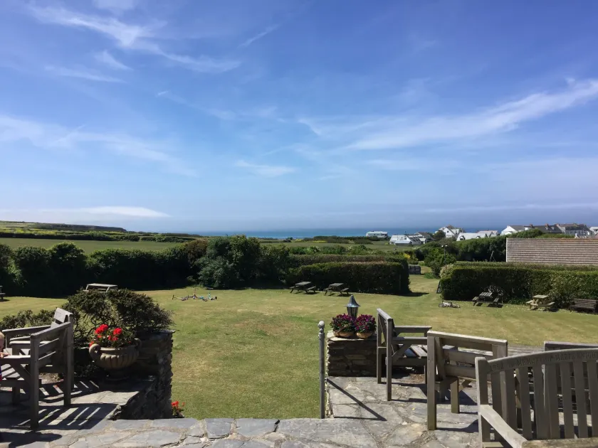 Well Parc Hotel - Image 1