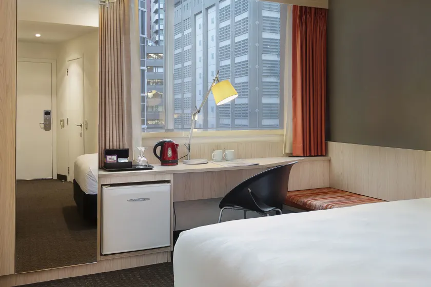 ibis Wellington - Image 1