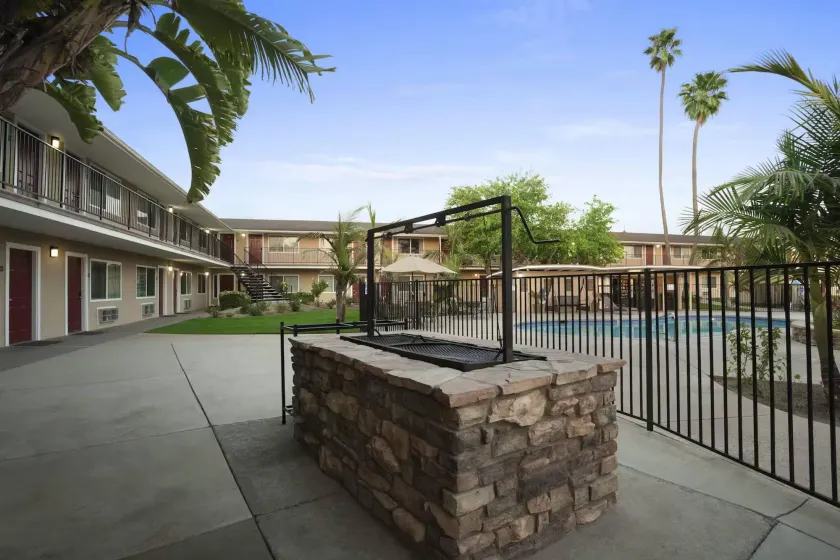 Quality Inn & Suites Santa Maria - Image 1