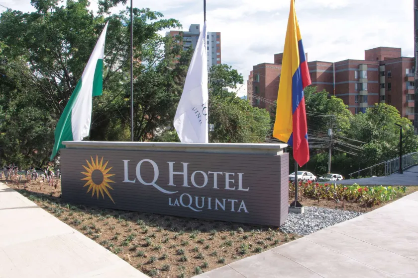 La Quinta by Wyndham Medellin - Image 1