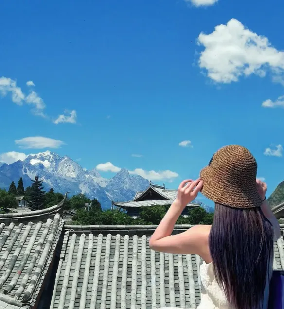 Meiliju Snow view Inn, Lijiang Ancient Town - Image 1