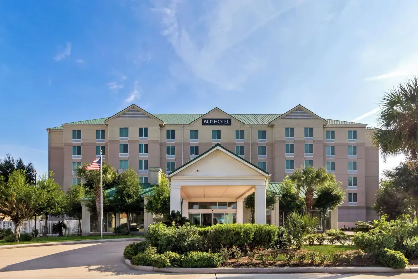 ACP Hotel Houston Westchase, MOD Collection by Sonesta - Image 1