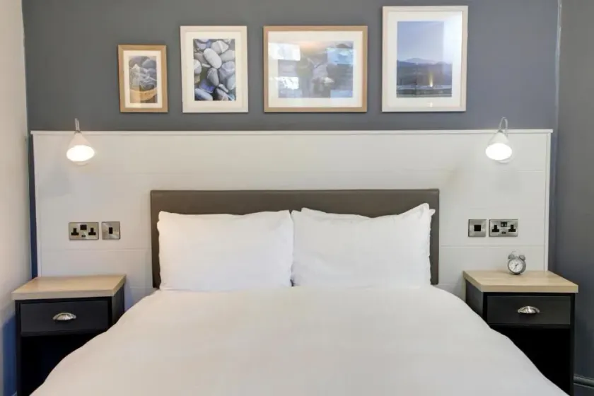 Lansdown Grove Hotel - Image 1