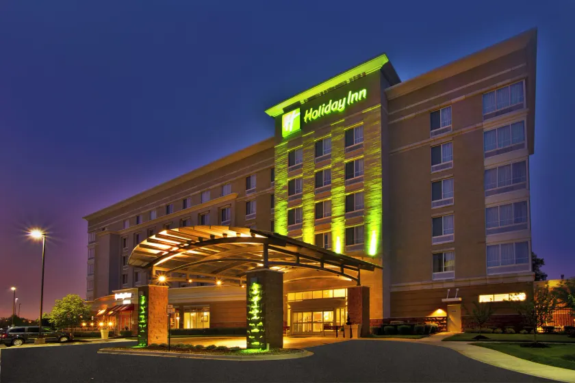 Holiday Inn Detroit Metro Airport by IHG - Image 1