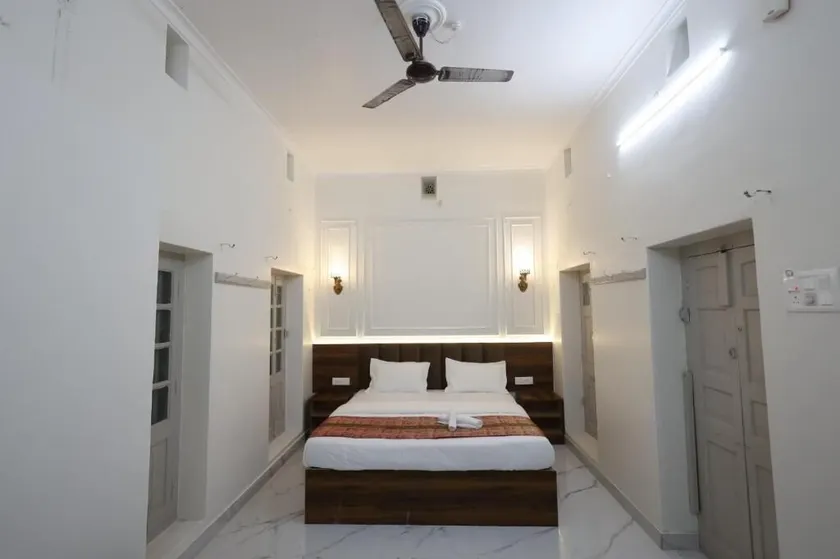 Bhawani Homes - Room