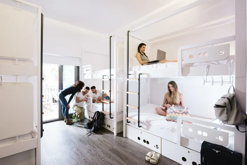 Cocoon City Hostel - Image 1