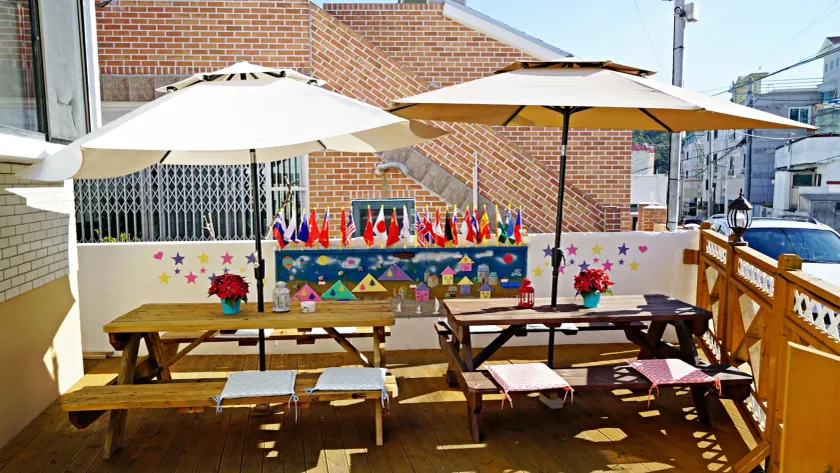 Yours Guesthouse in Tongyeong - Image 1