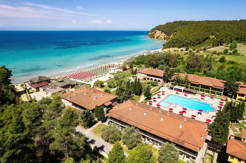 Simantro Resort - Image 1