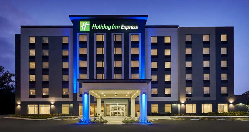 Holiday Inn Express - Sarnia - Point Edward by IHG - Image 1