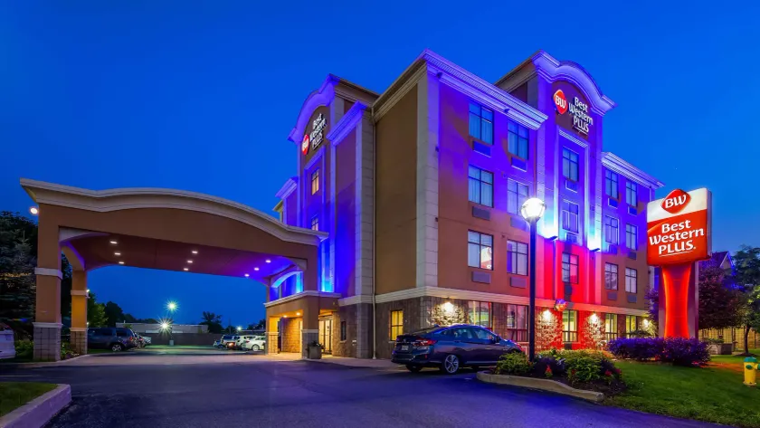 Best Western Plus Barrie - Image 1