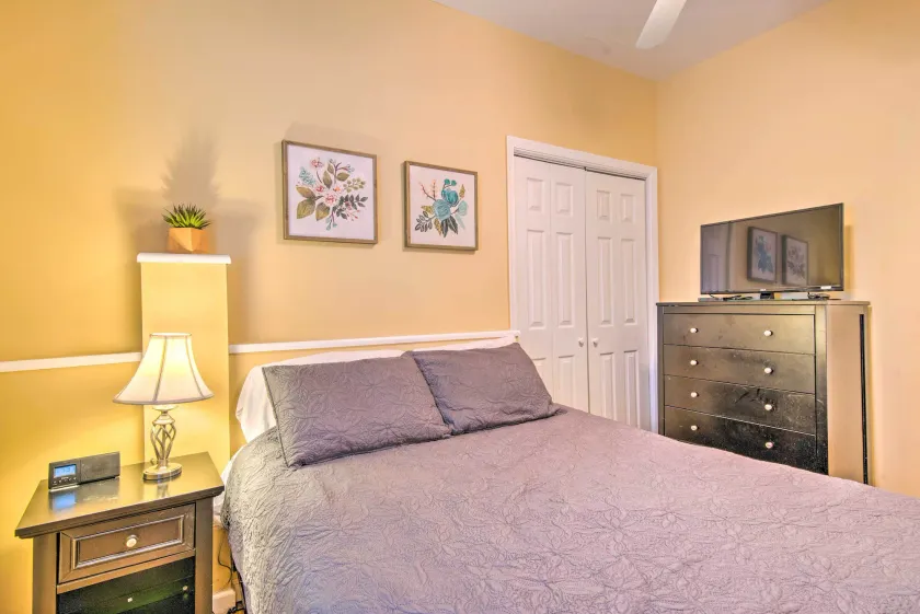 Community Perks & Deck: Lake Harmony Townhome! - Intérieur
