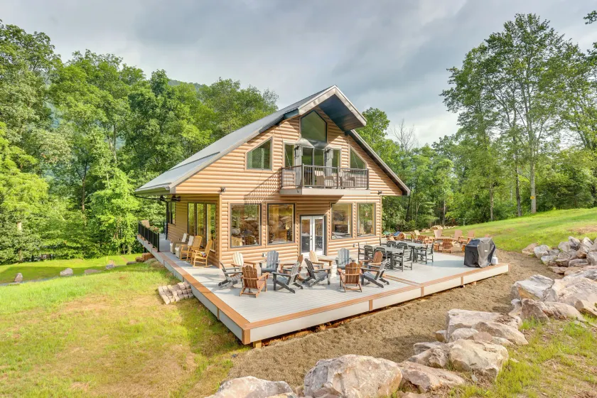 Resting Eagle Cabin w/ Mtn Views in PA Wilds - Image 1