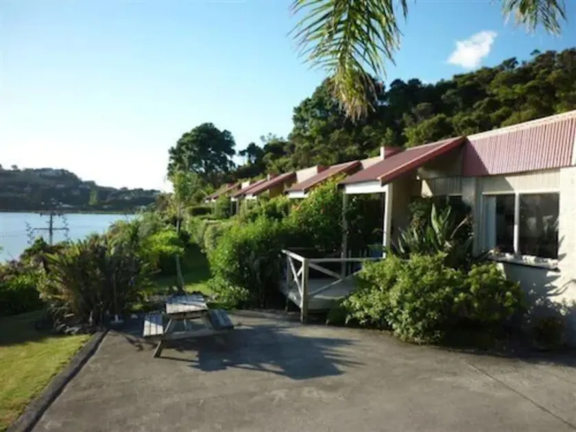 Harbour View Motel - Image 1