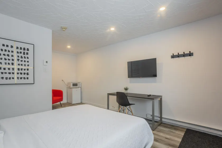 Motel Champlain - Image 1
