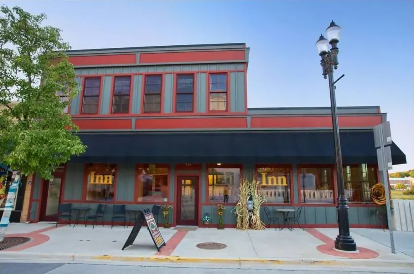 Main Street Inn - Image 1
