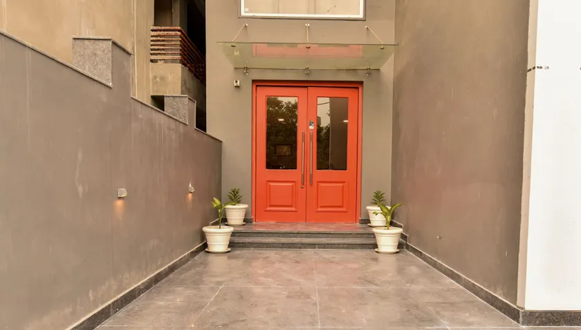 Hotel Gray Saffron - Image 1