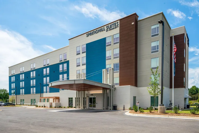 SpringHill Suites by Marriott Charlotte Airport Lake Pointe - Image 1