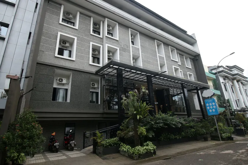 Arotel BSD - Image 1