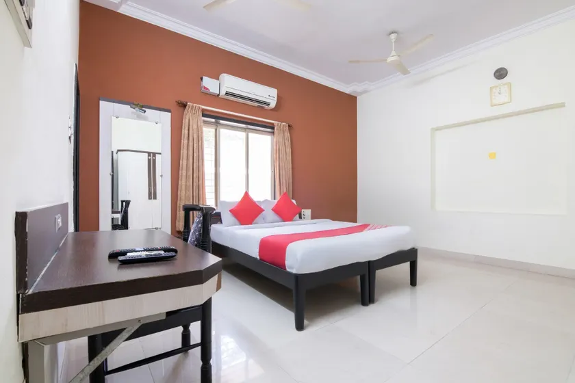 OYO 12737 JK Residency - Image 1