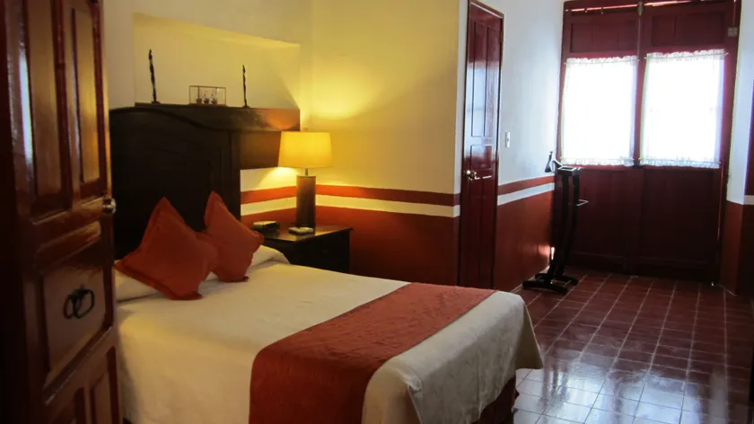 Castelmar Hotel - Image 1
