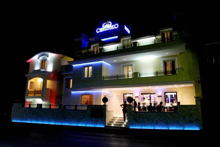 Hotel Cenacolo - Image 1