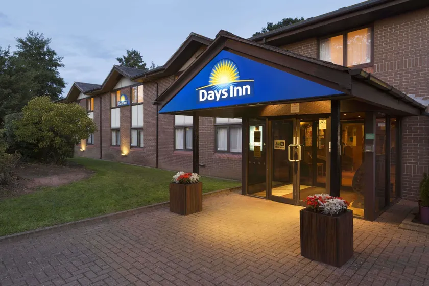 Days Inn Taunton - Image 1