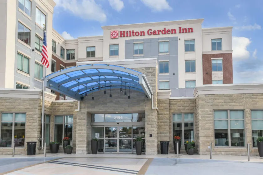 Hilton Garden Inn Cincinnati Midtown - Image 1