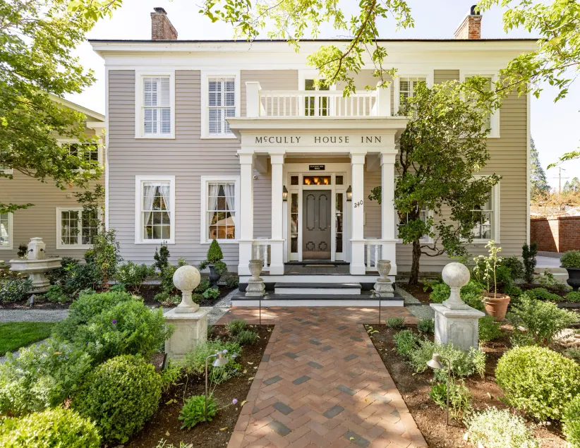 McCully House Inn - Image 1