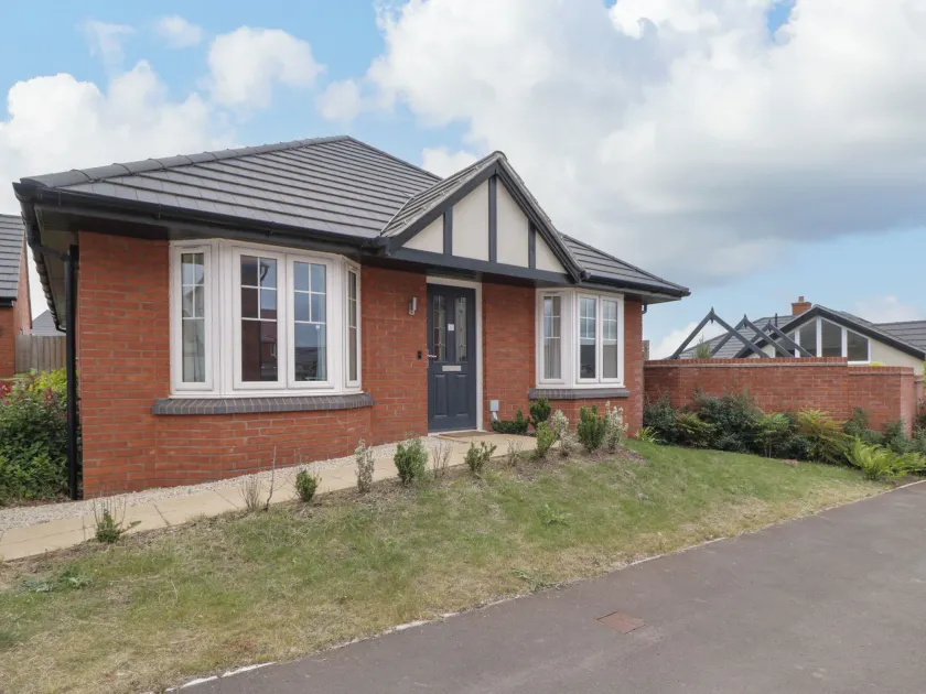 Bungalow - No. 37 - Image 1