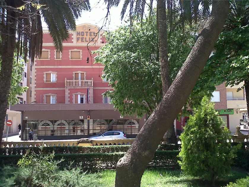 Hotel Felix - Image 1