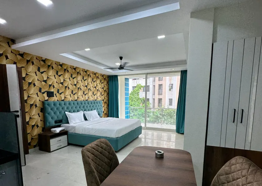 Hotel Elite Stay - Image 1