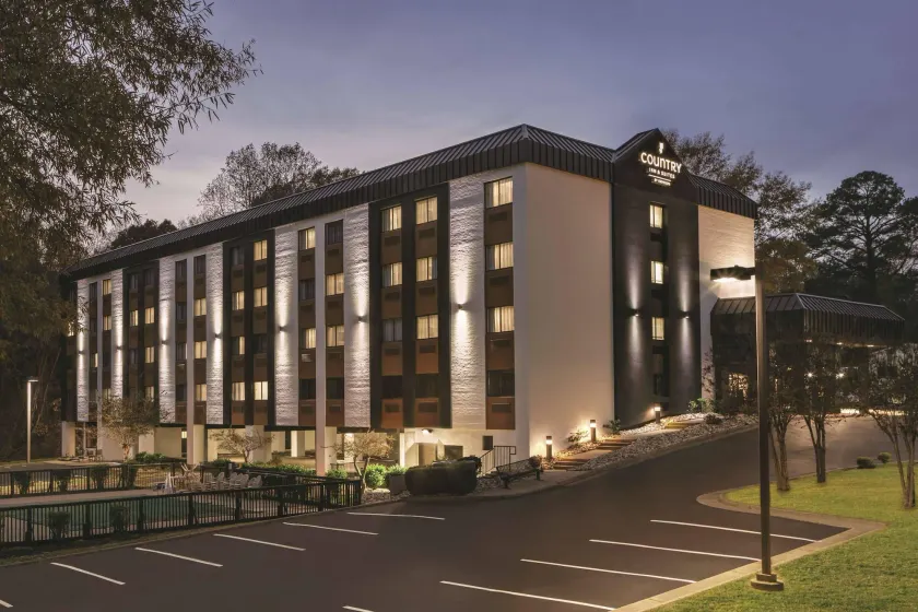 Country Inn & Suites by Radisson, Williamsburg East Busch Gardens , VA - Image 1