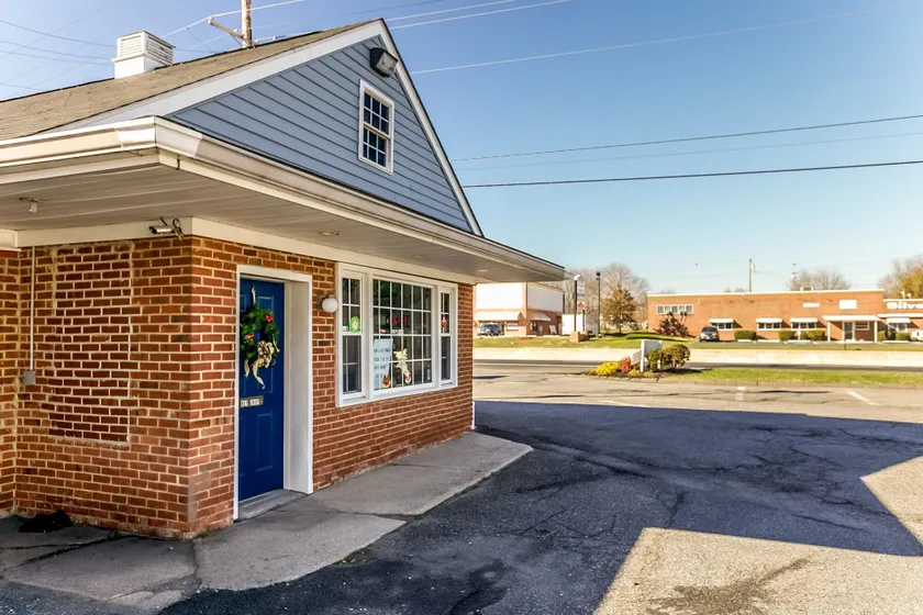 White Marsh Motel - Image 1