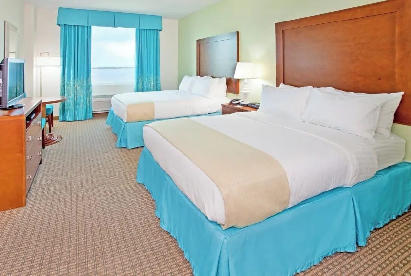 Holiday Inn Resort Pensacola Beach Gulf Front by IHG - Image 1