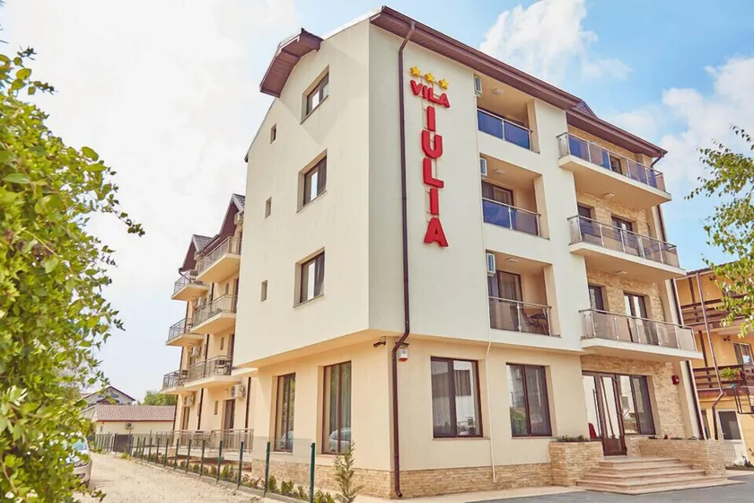 Vila Iulia - Image 1