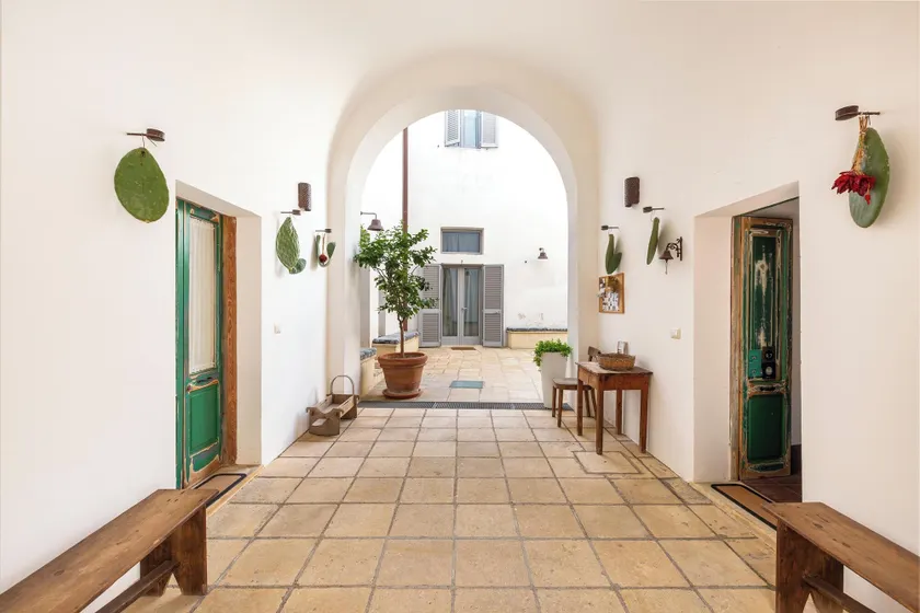 Palazzo San Giovanni - Image 1